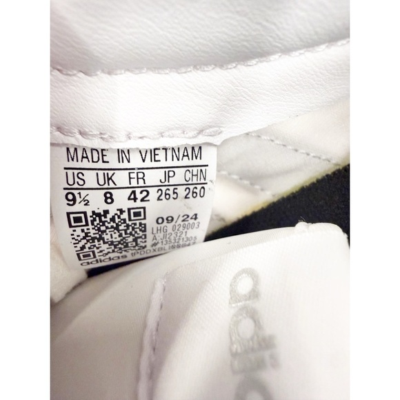 NWT Adidas Grey White Barreda Decode Tennis Sneakers, Size 9.5 - Picture 10 of 12